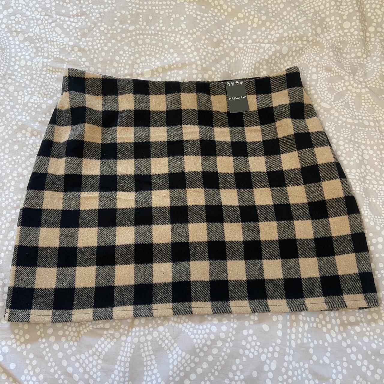 Primark Women's Black and Cream Skirt | Depop