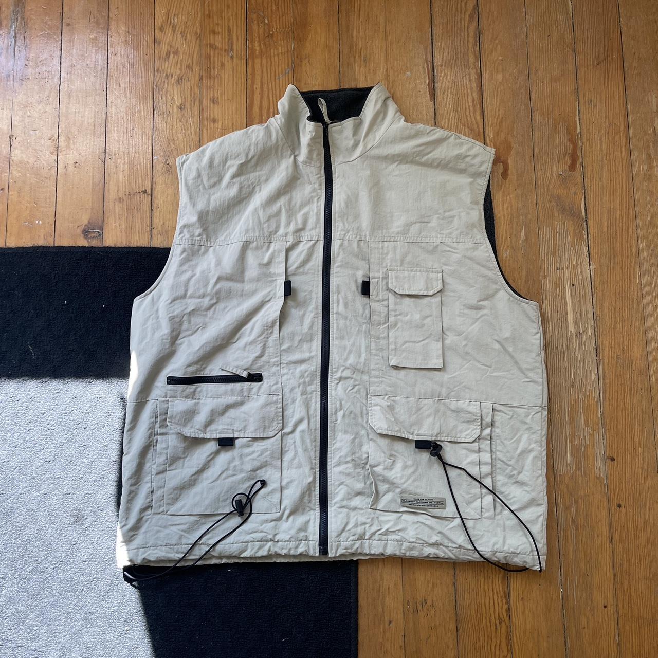 Vintage OLD NAVY vest/ Size: XXL fits XL/ Condition:... - Depop
