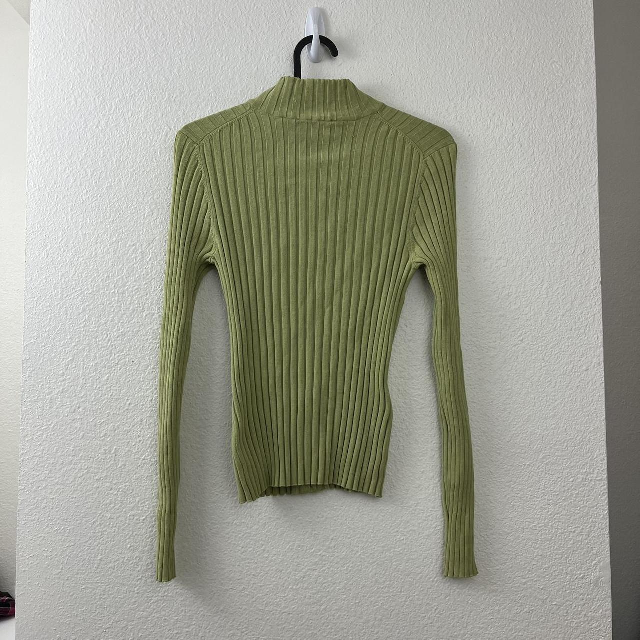 Cabi Women's Green Jumper | Depop