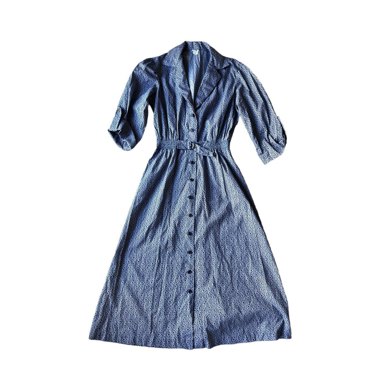 1970s Blue Daisy Button Down House Dress 16.5” Pit... Depop