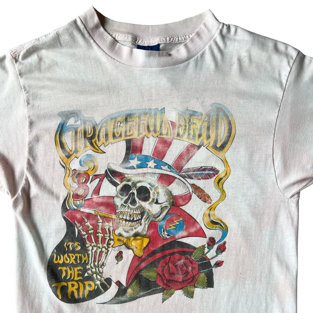 Vintage Grateful Dead '87 Tour Shirt This is a rare - Depop