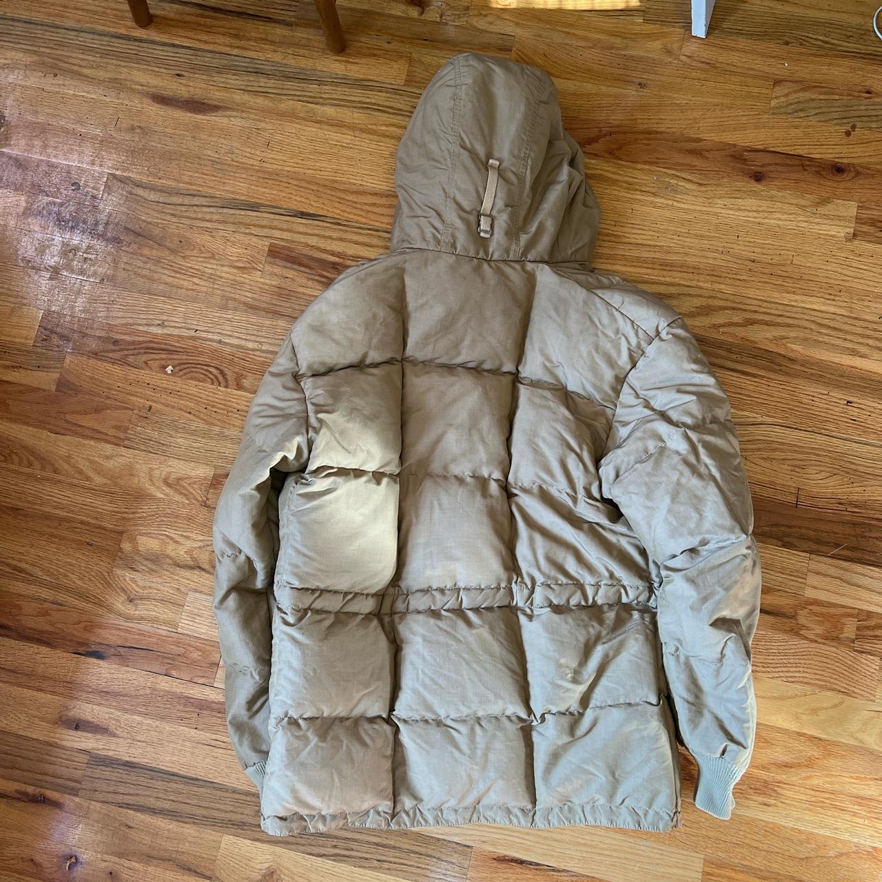 Vintage 1970s Eddie Bauer puffy Super warm jacket... - Depop