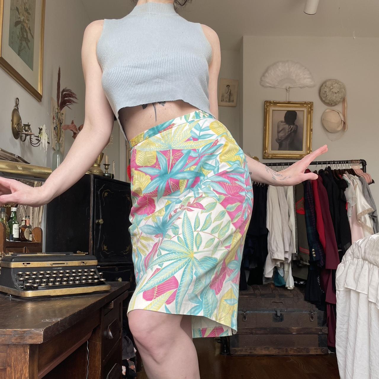 Vintage 80s pencil skirt Tropical floral knee