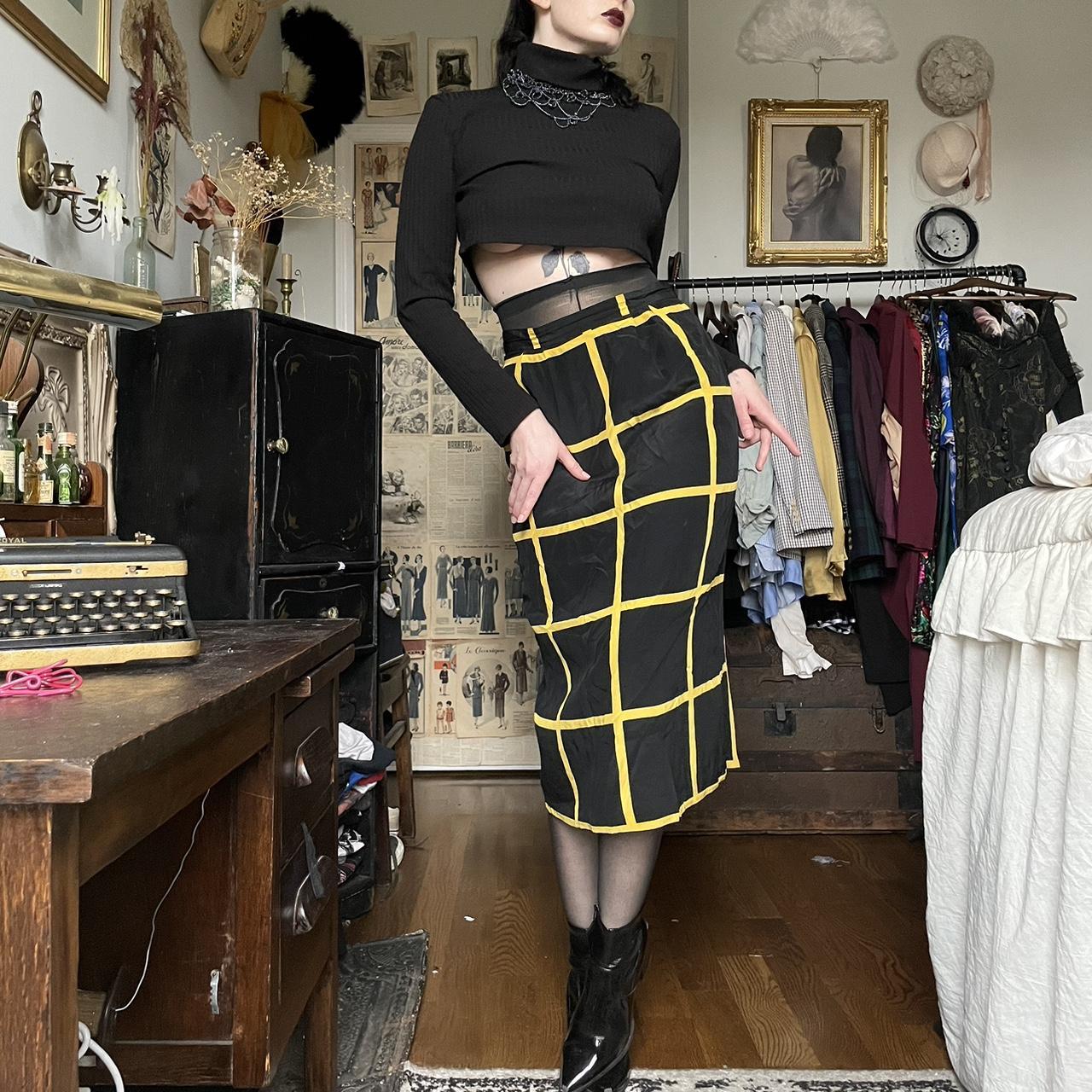 Black satin skirt clearance 80s