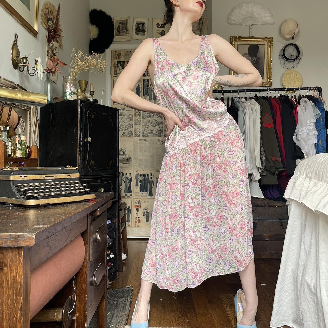 House on the hill / Pajamas（Flower） 90 The Charlotte Sleep Tee - Floral Stripe – Hill House Home
