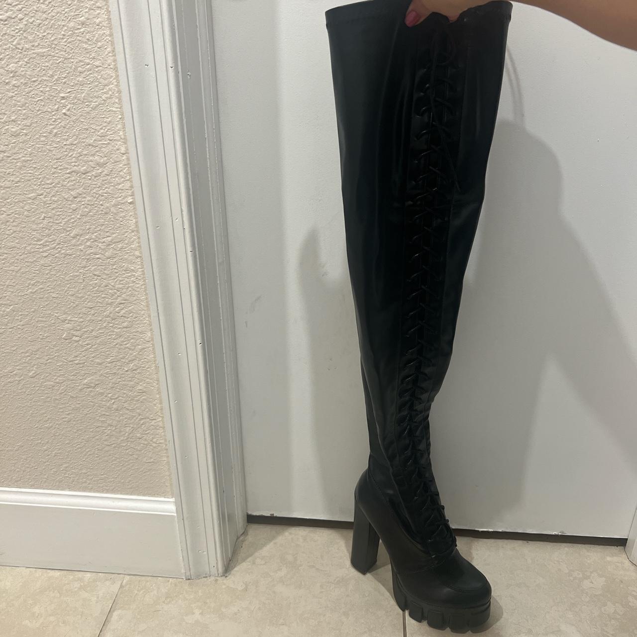 Fashion Nova Women's Black Boots | Depop