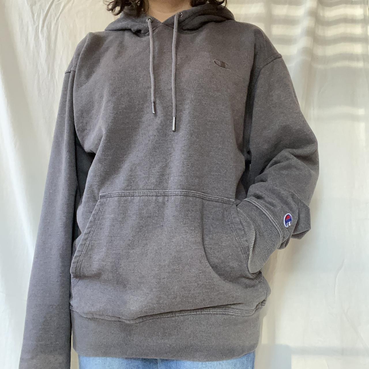 Champion Women's Grey Hoodie (2)