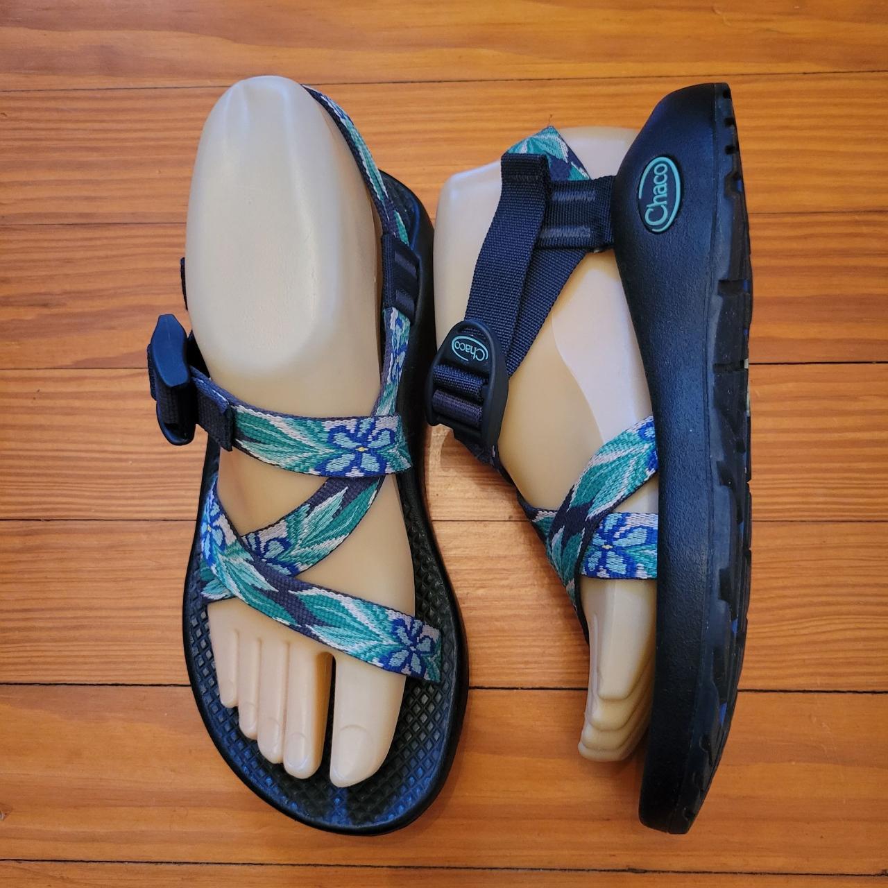 Supreme chacos on sale