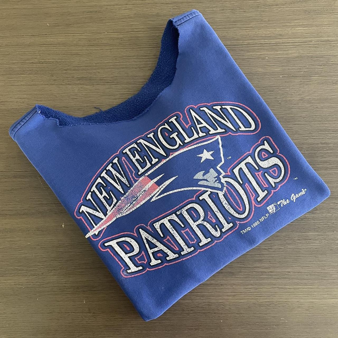 Vintage NFL Patriots Crewneck Perfect Faded Blue - Depop