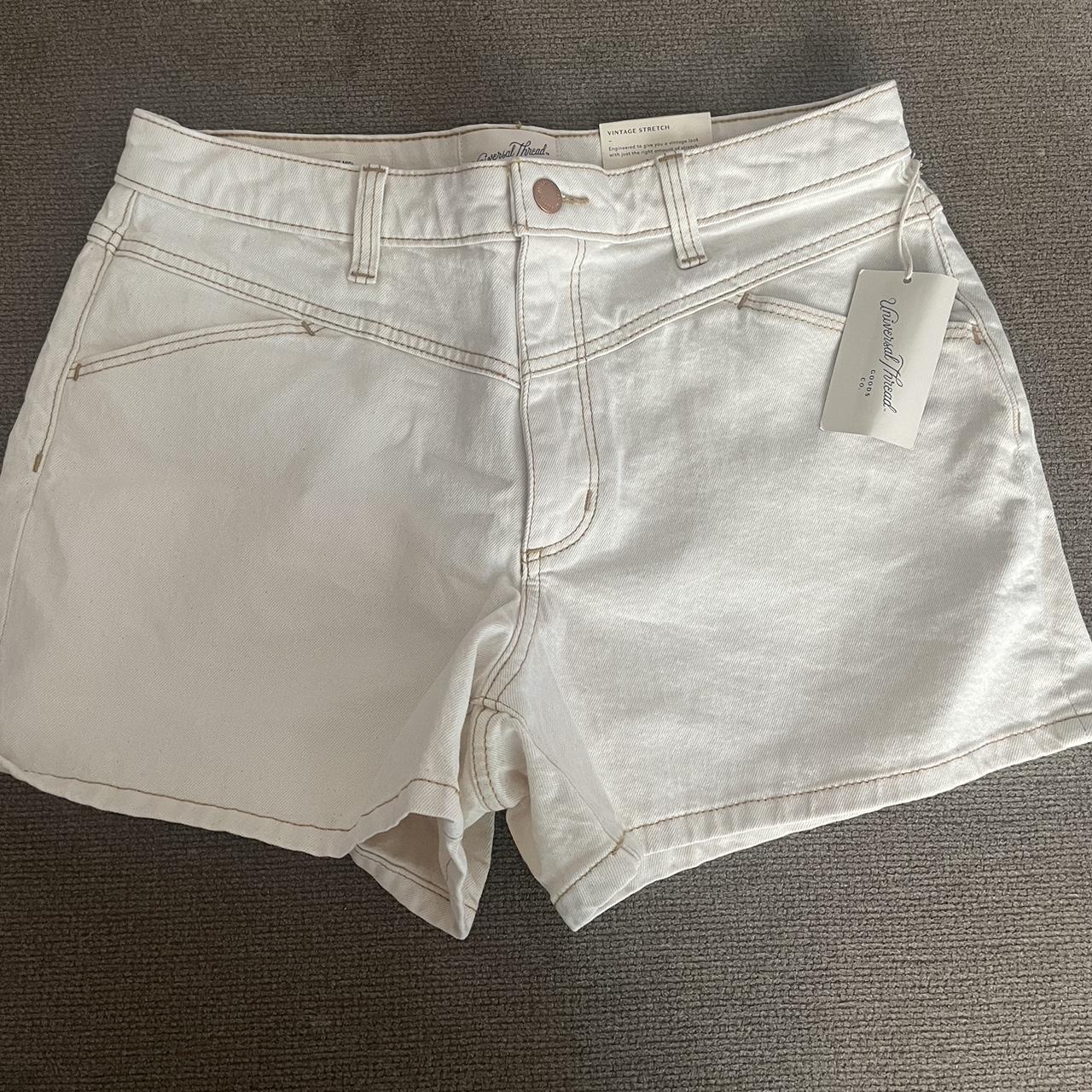 BNWT universal thread shorts Vintage style Size Depop