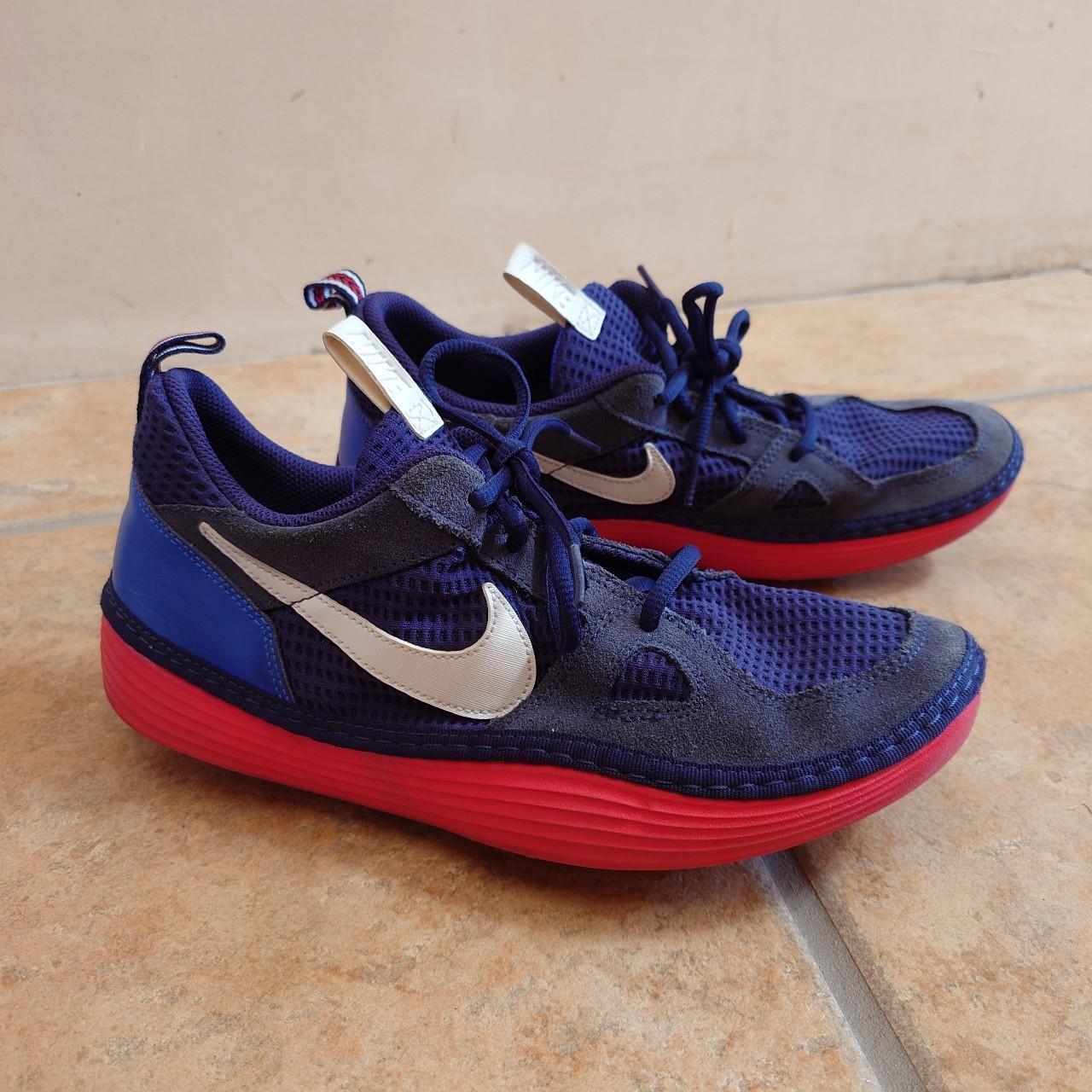 Nike solarsoft running shoes hotsell