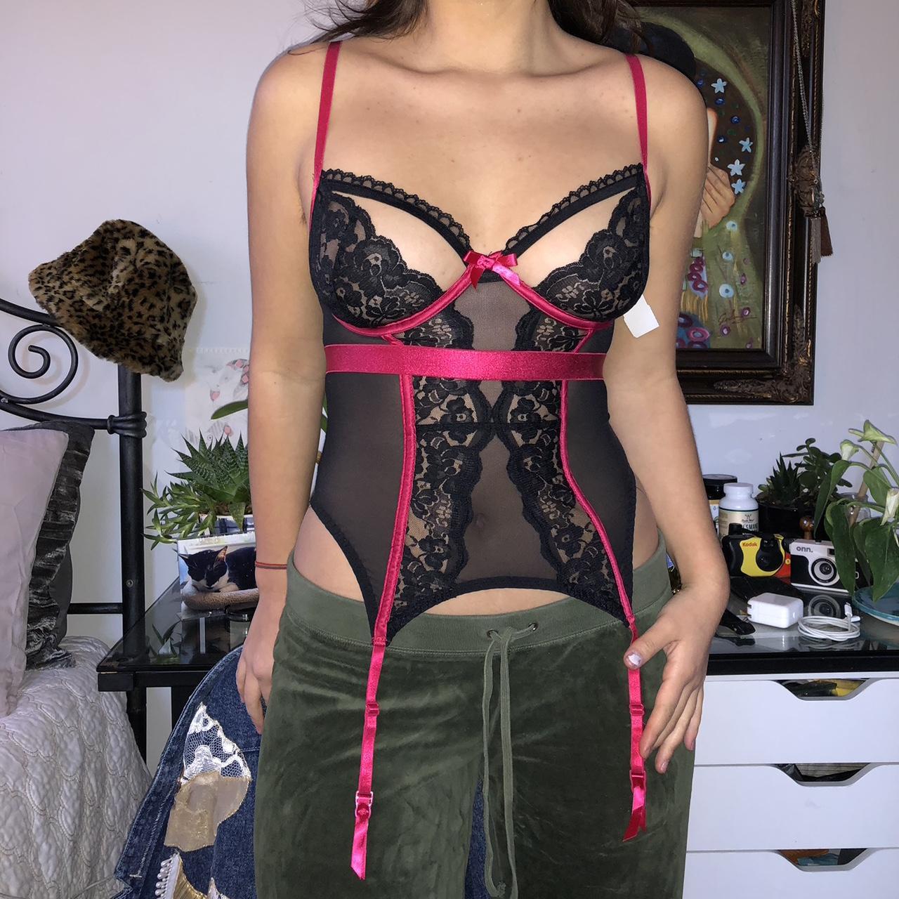 Corset Sexy and romantic corset perfect for any - Depop