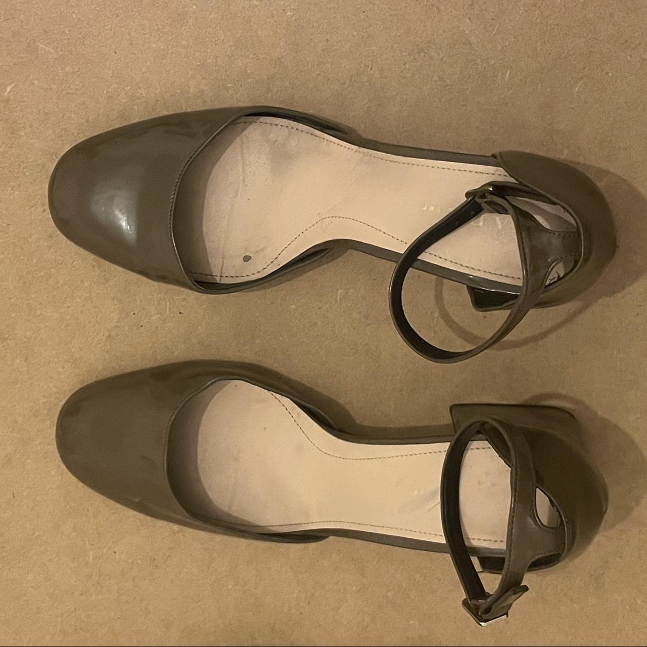 Zara Women's Khaki and Brown Clogs Depop