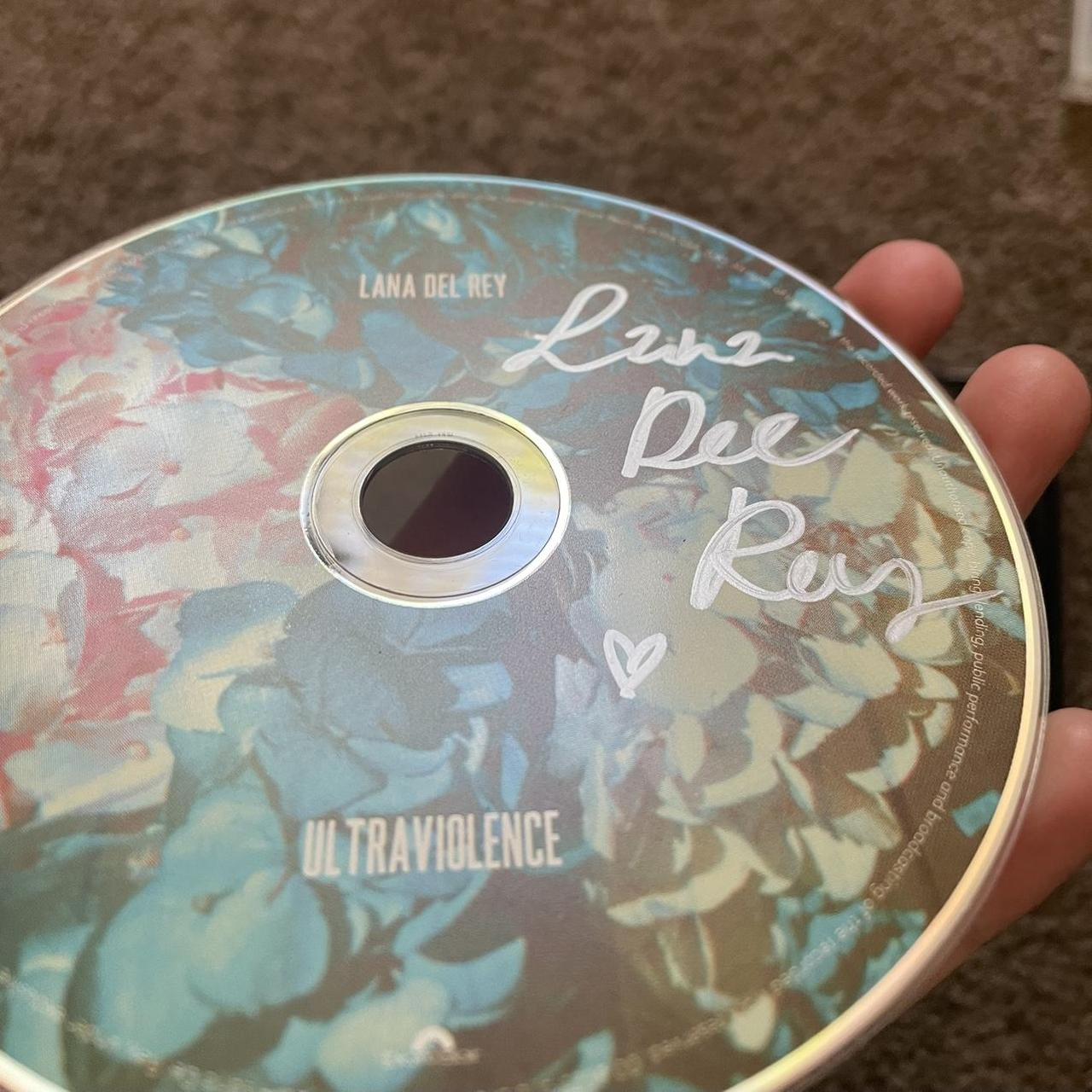 Lana Del Rey　直筆サイン入りCD LANA DEL REY SIGNED DID YOU KNOW THERE'S A TUNNEL UNDER
