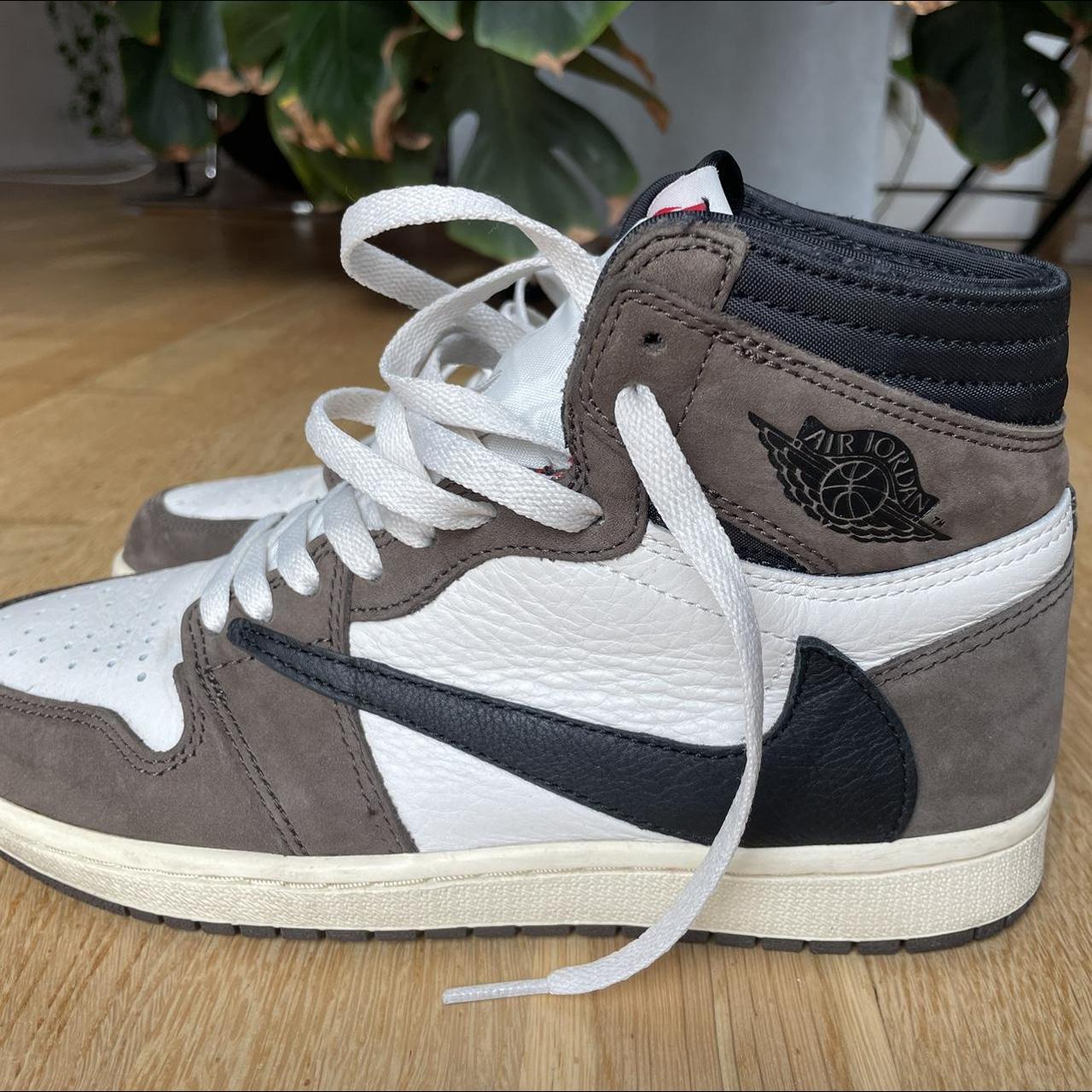 Gt travis scott sale jordan 1