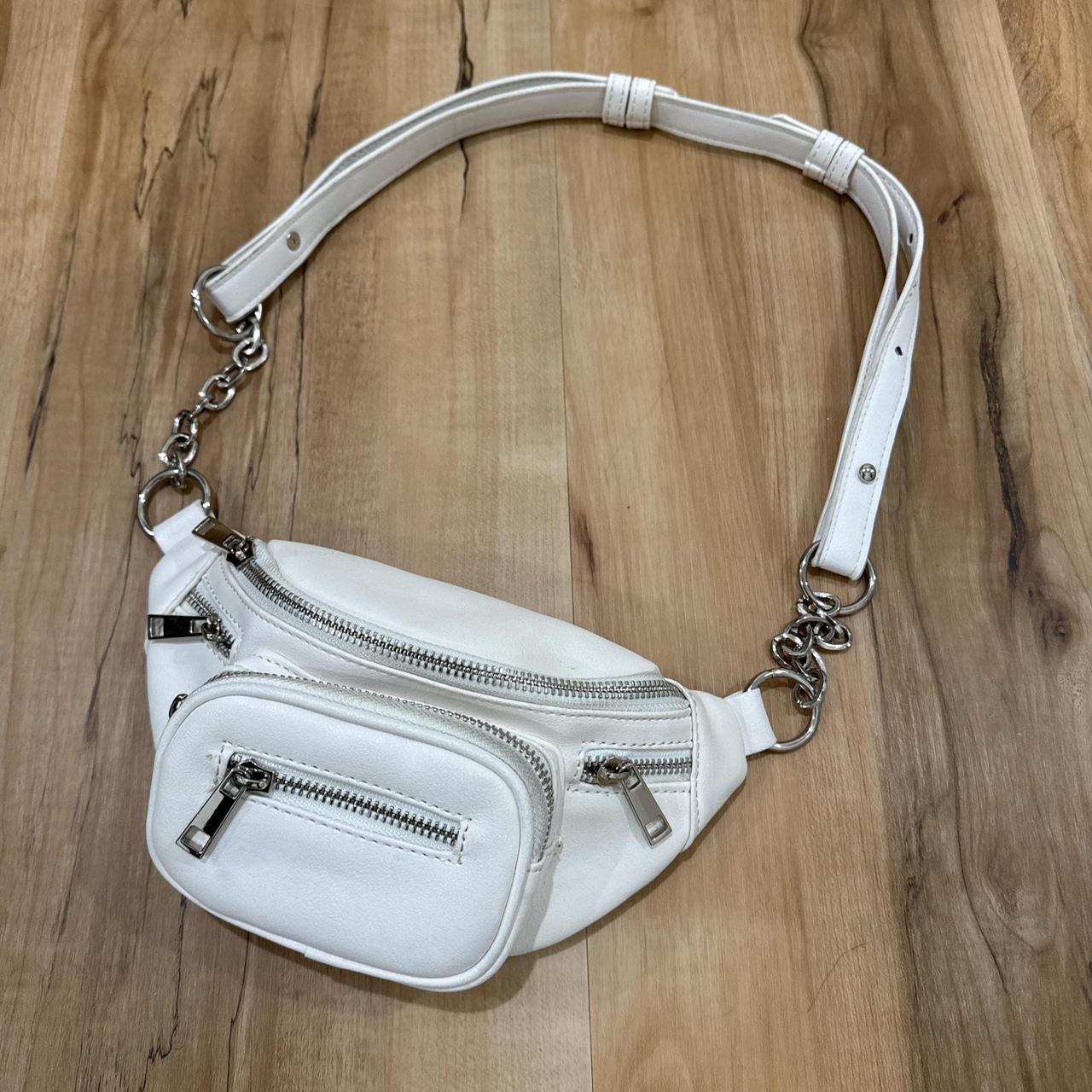 item listed by lalaleandra