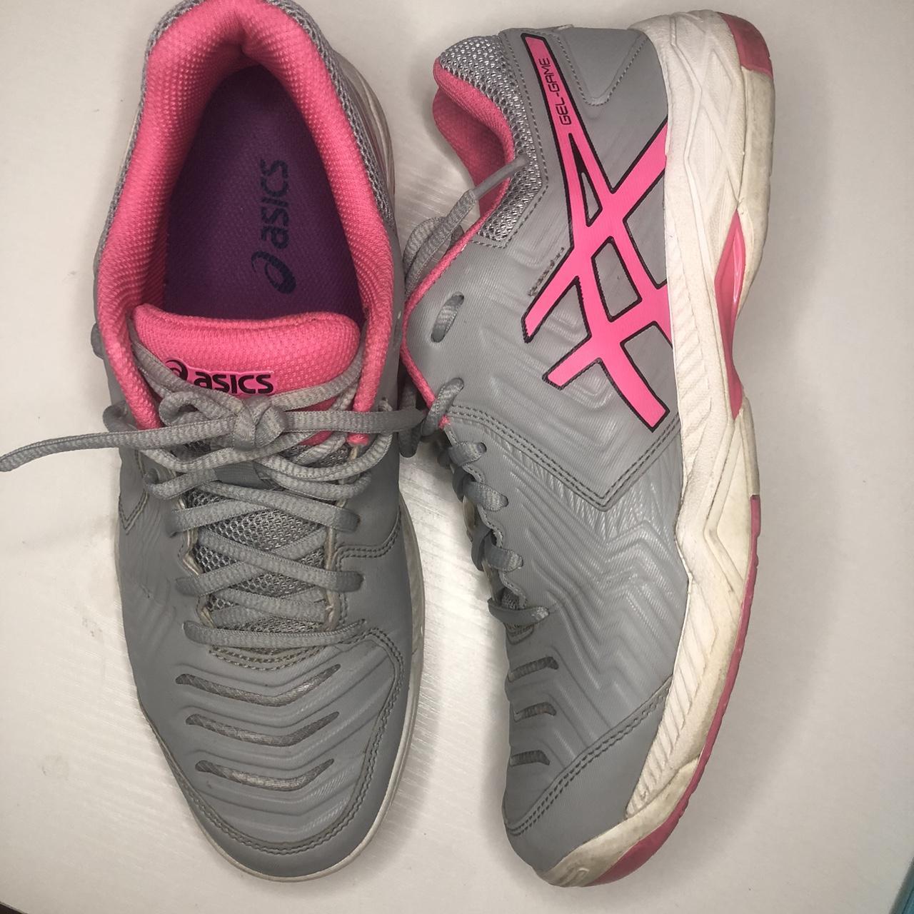 Asics women's clearance sneakers size 9