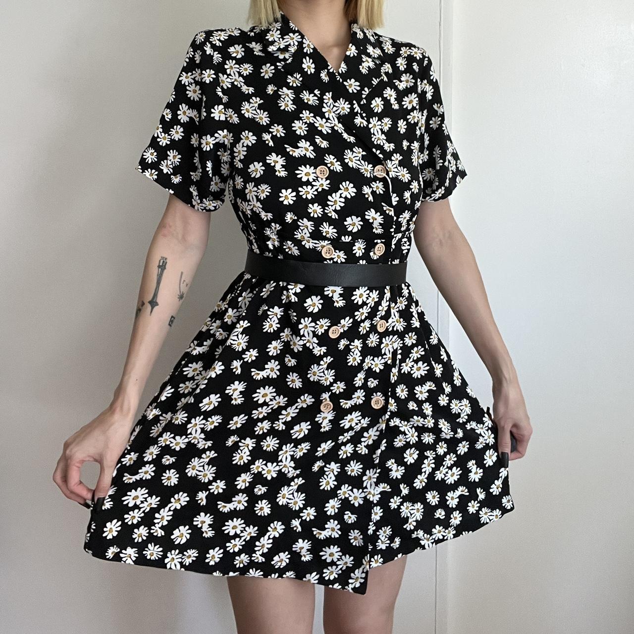 Naz Chiffon Daisy summer dress Size L Condition... Depop