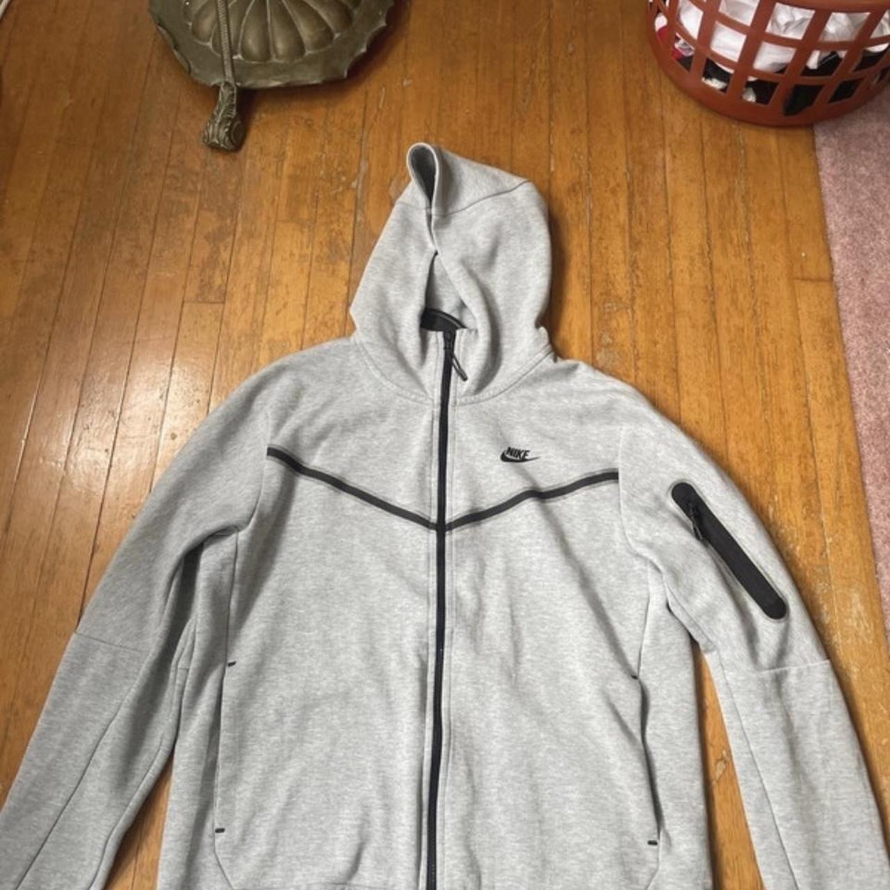 mens nike tech fleece hoodie grey