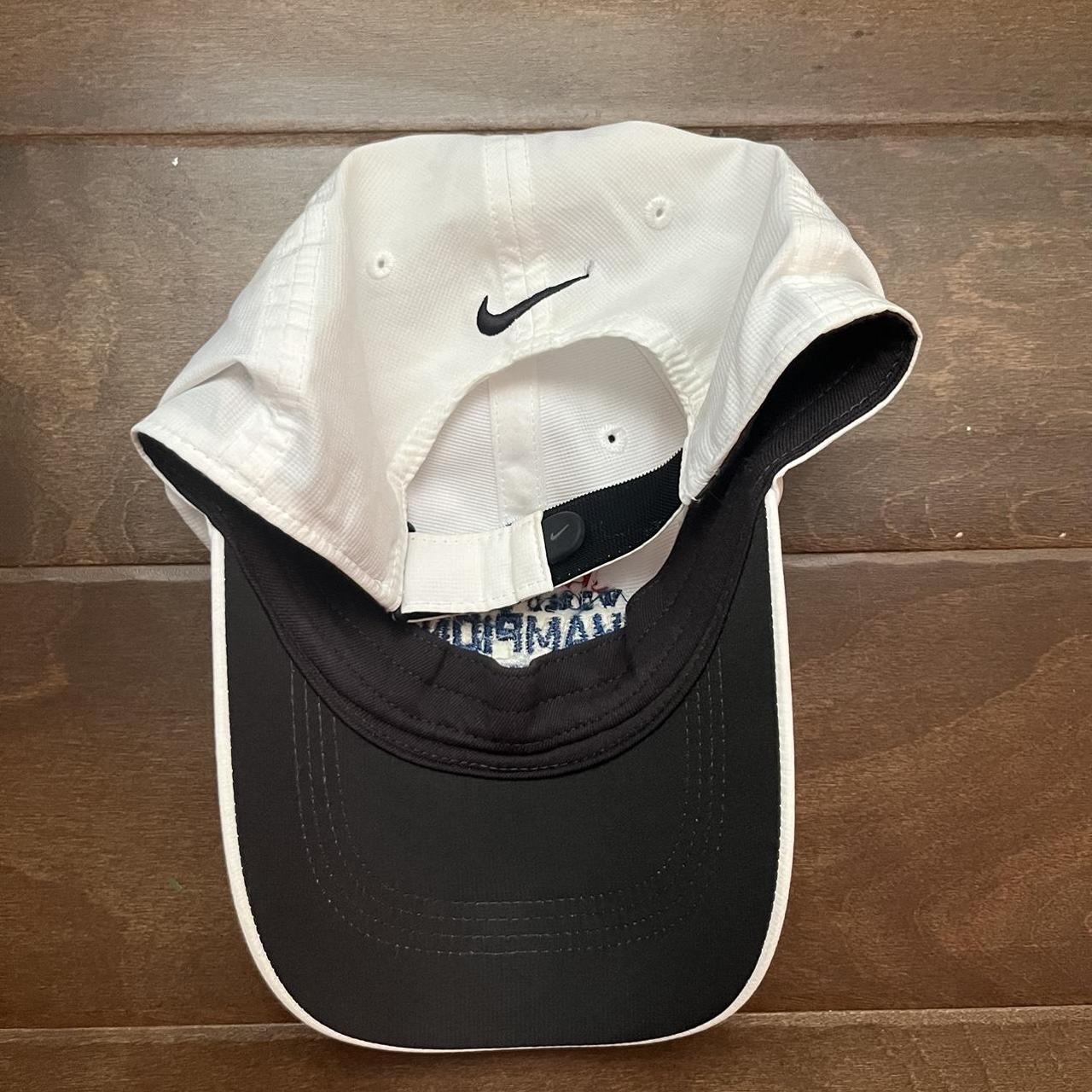 Nike Golf Chicago Cubs hat only worn a handful of - Depop