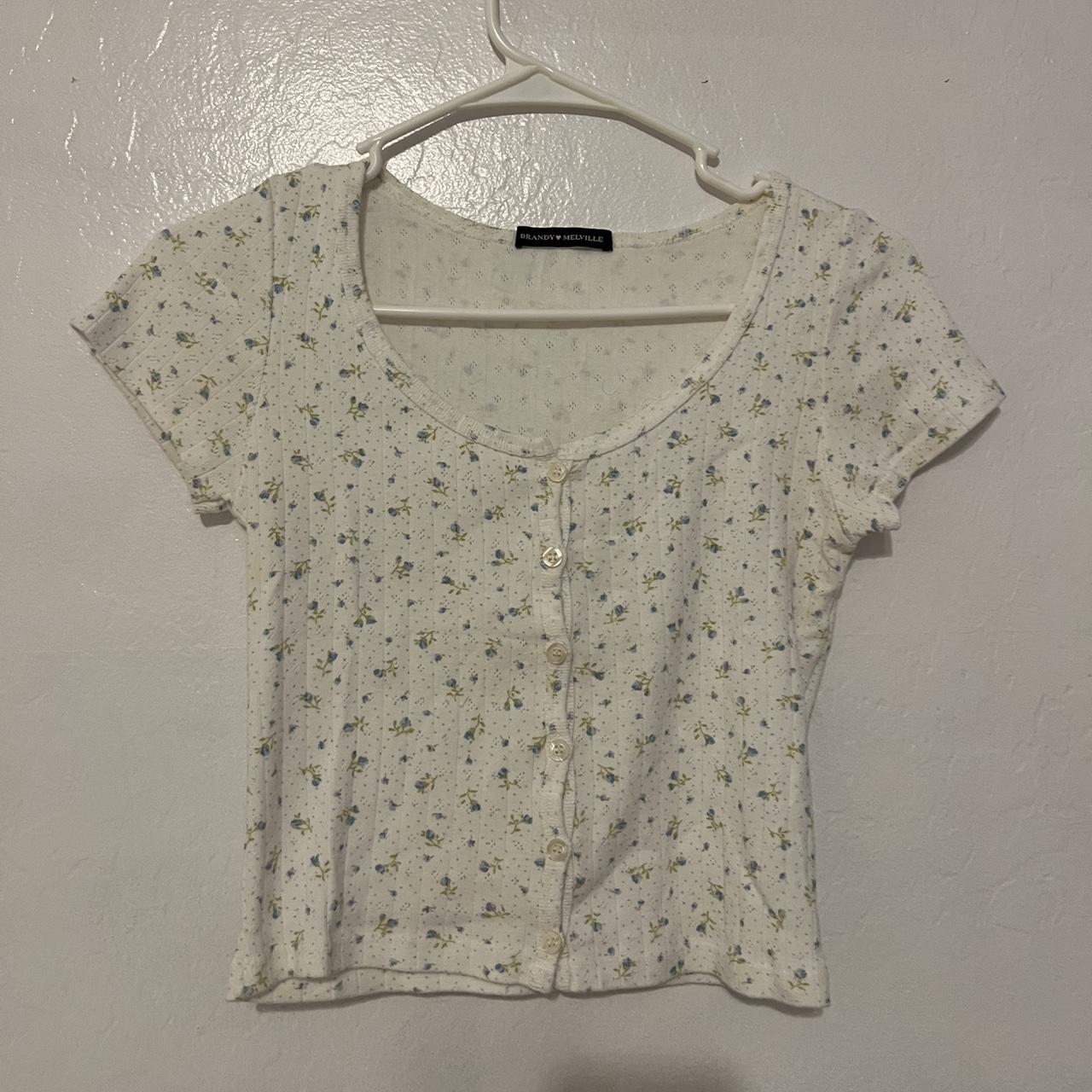 BRANDY MELVILLE FLORAL ZELLY TOP No flaws Message... Depop