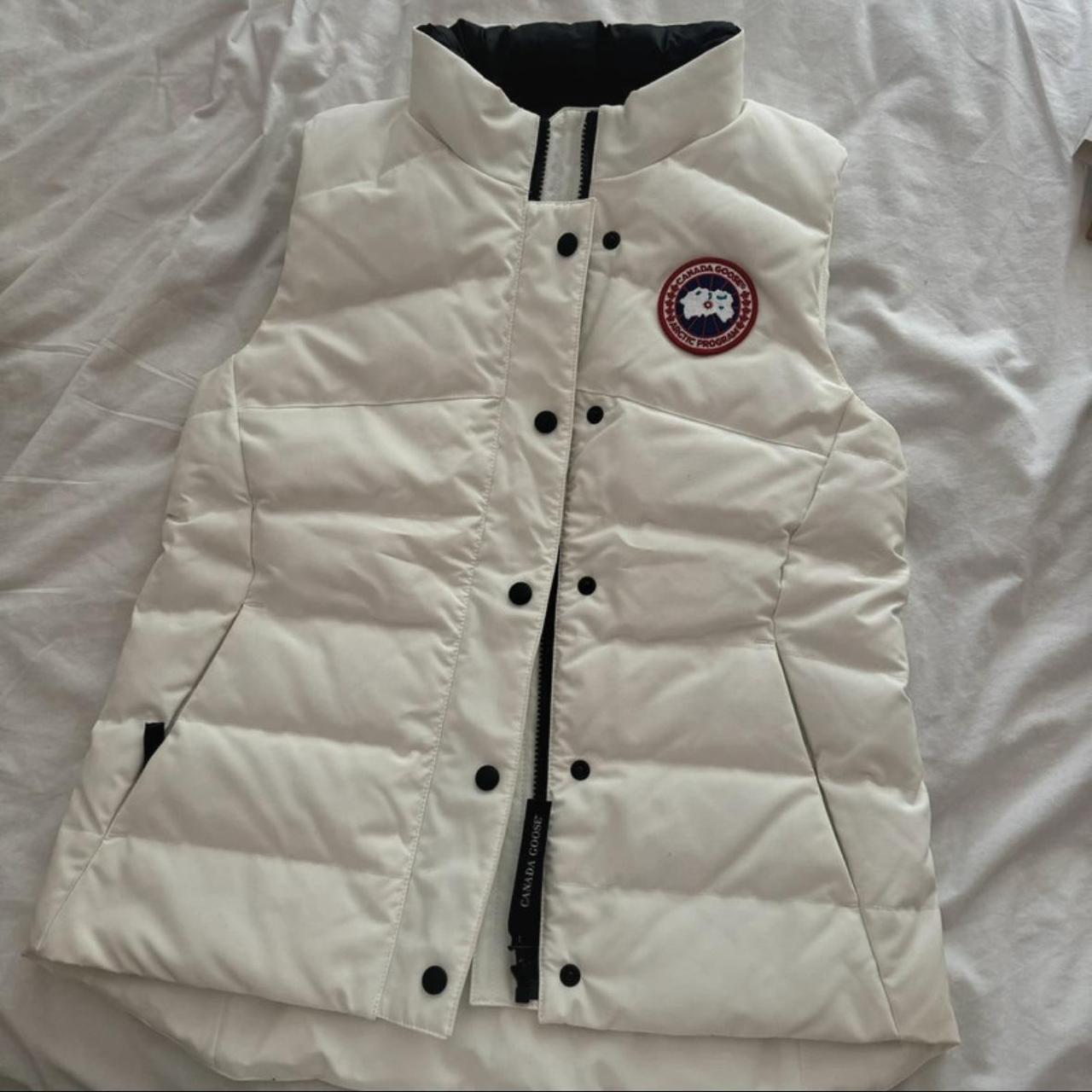 Women s Canada goose gilet in white Size xs will. Depop