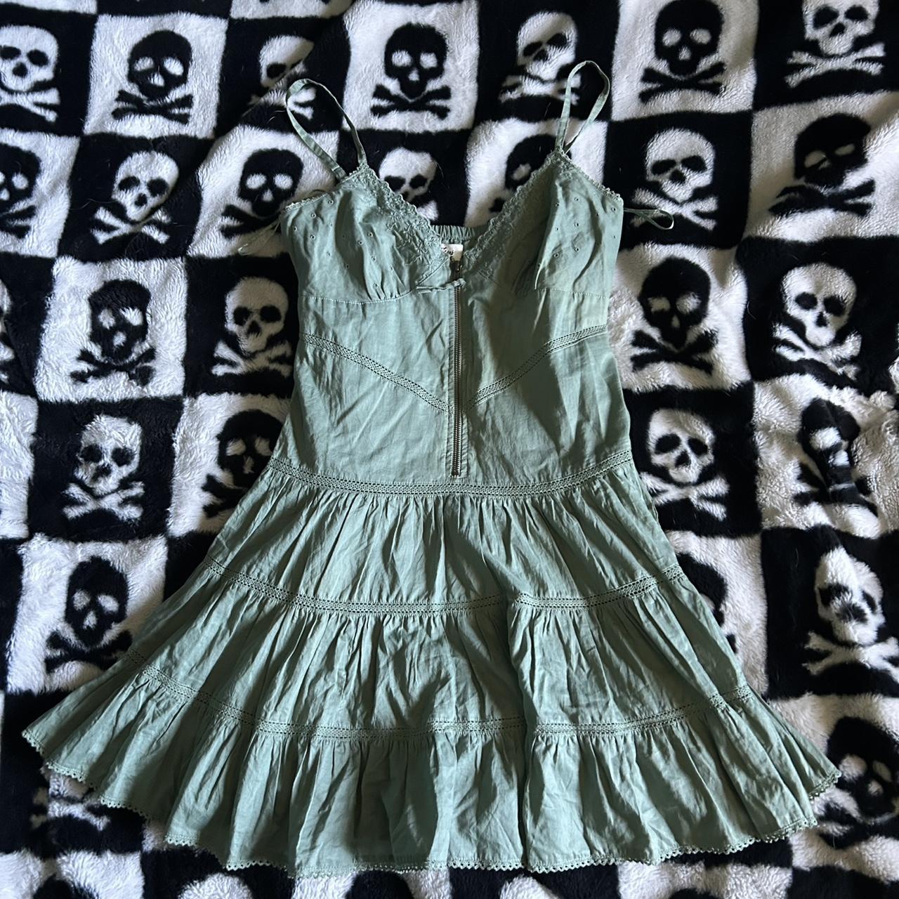 item listed by meg130800