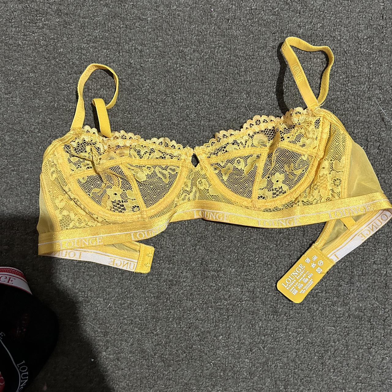 Lounge balcony bra So cute for under tops Size... - Depop