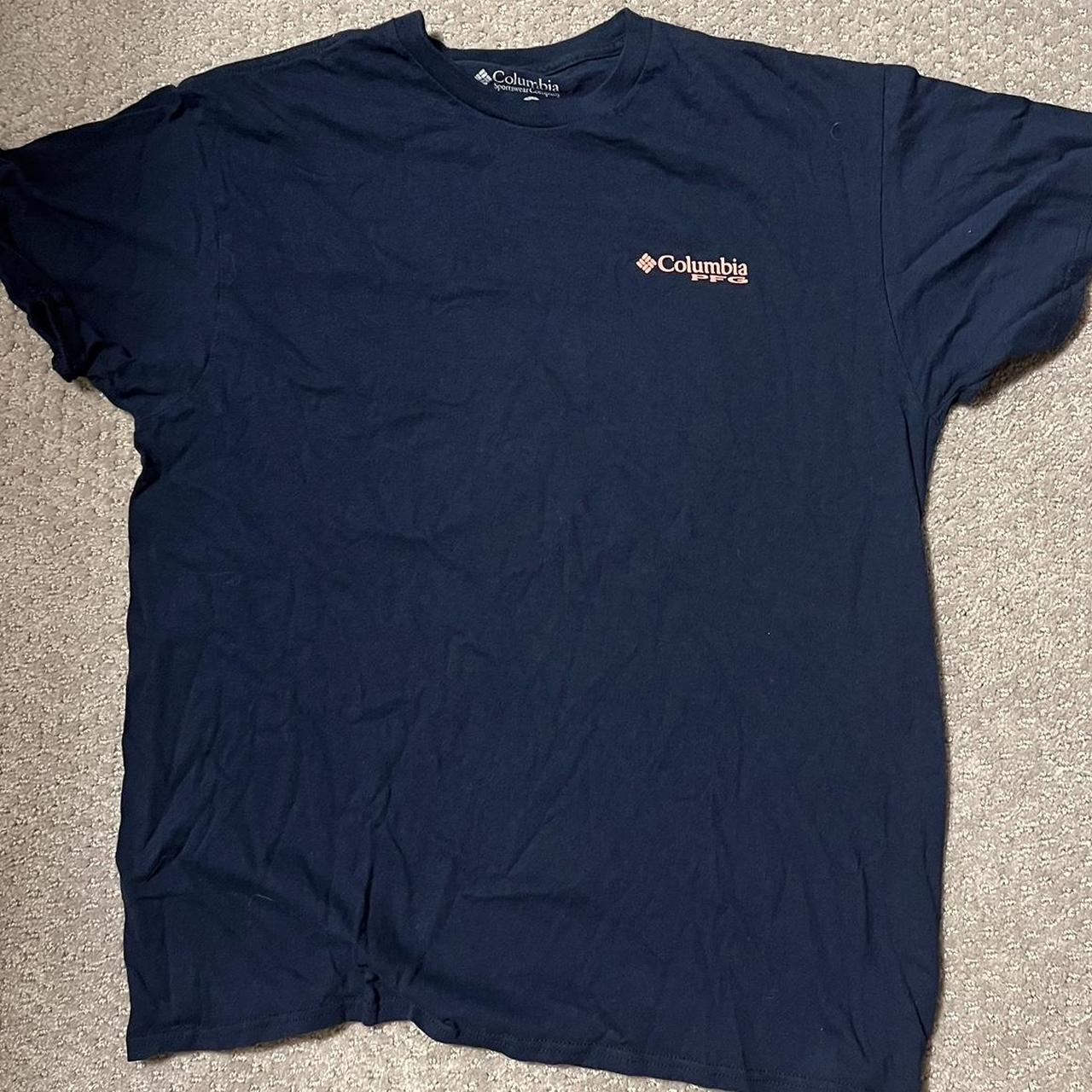 Columbia Sportswear Men's Navy and Pink T-shirt | Depop