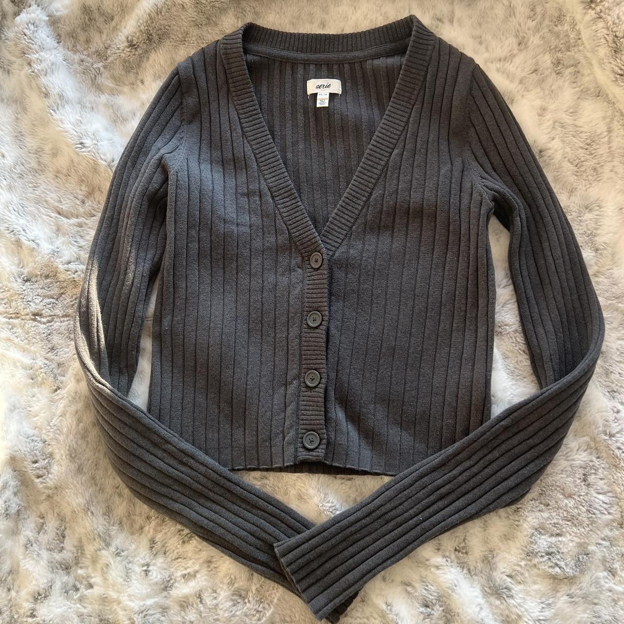 Ribbed grey Aerie cardigan 🩰 Cute and comfy with a... - Depop