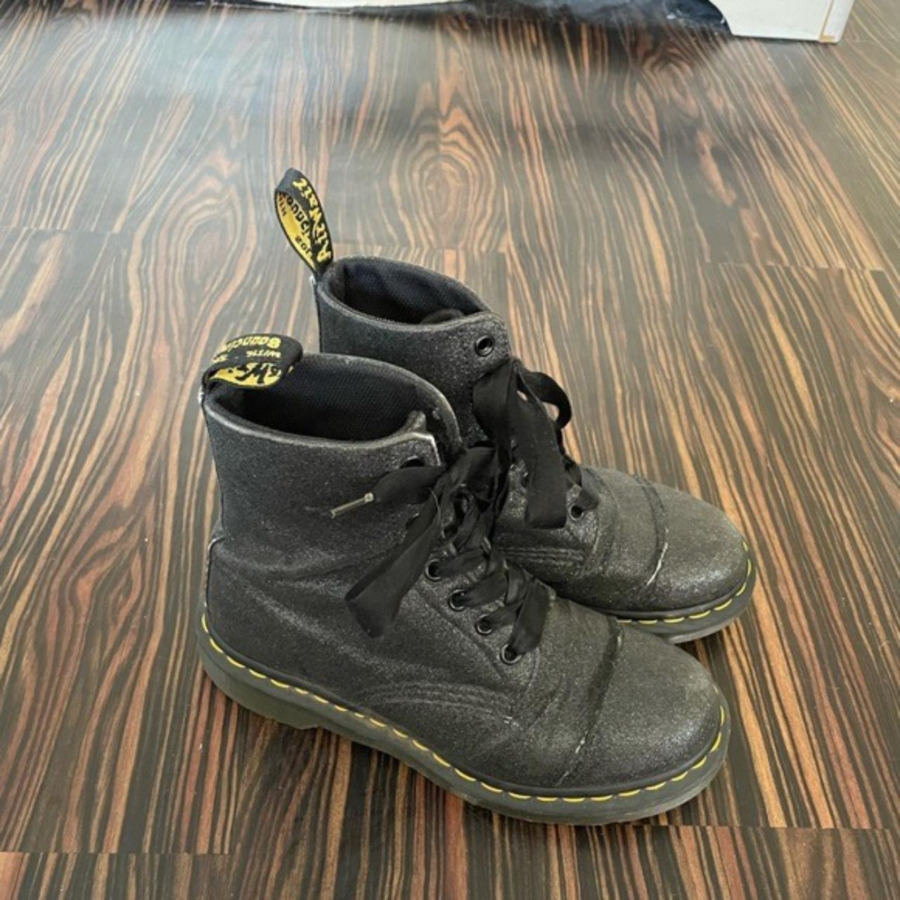 dr martens pascal glitter 1460