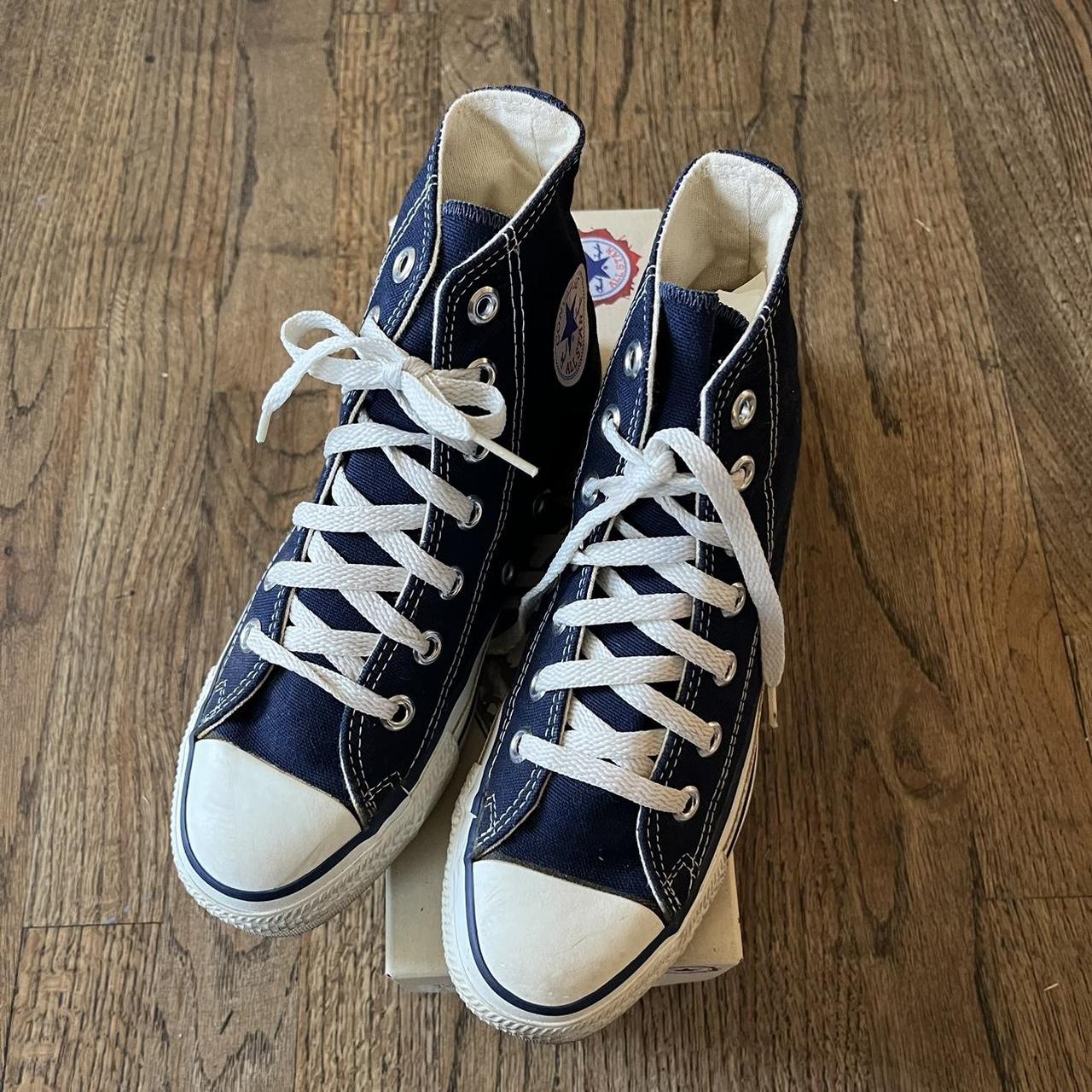 Ladies navy hot sale converse trainers