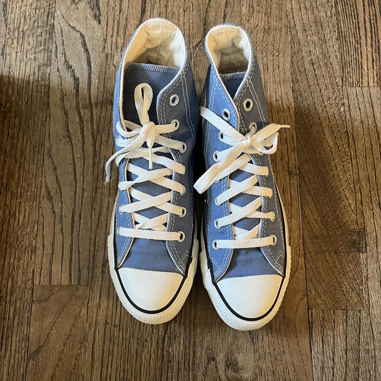 Ladies navy 2024 blue converse