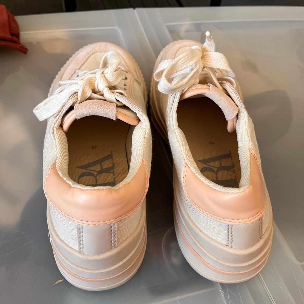 Zara Women's Cream and Pink Trainers Depop