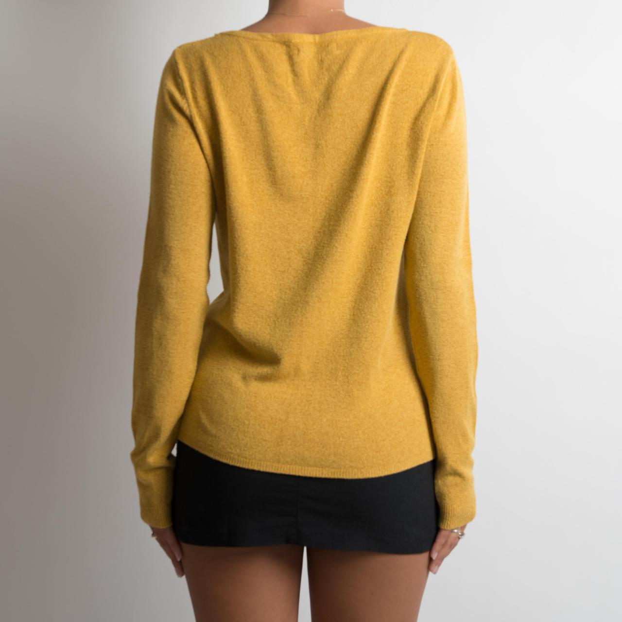 Women's Yellow Jumper | Depop