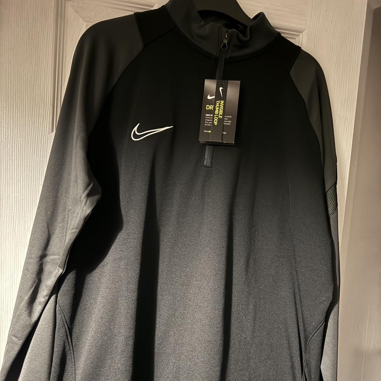 Nike DRI-FIT 1/4 zipper Brand new with tags, never... - Depop