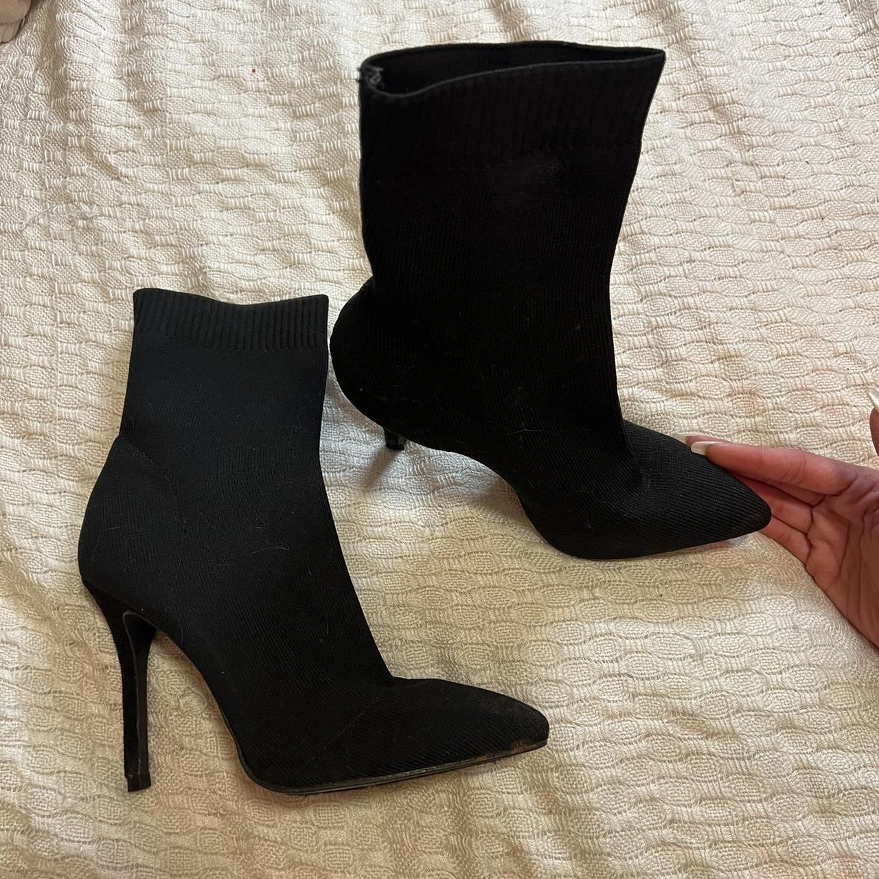 Sock hot sale booties black