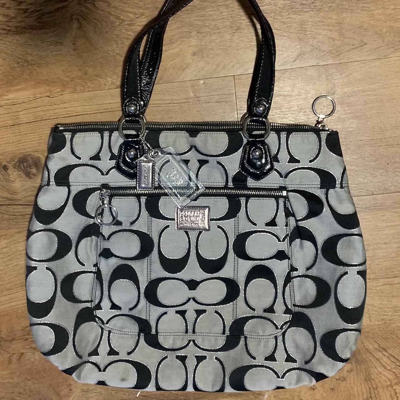 item listed by carolin3r