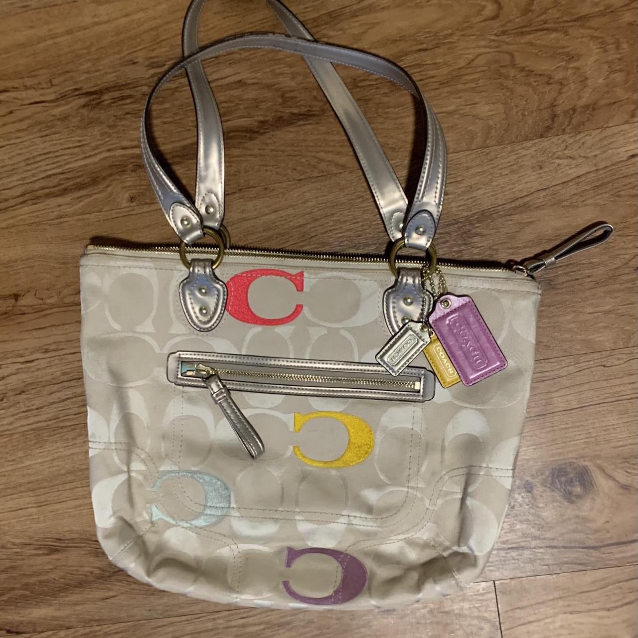item listed by carolin3r