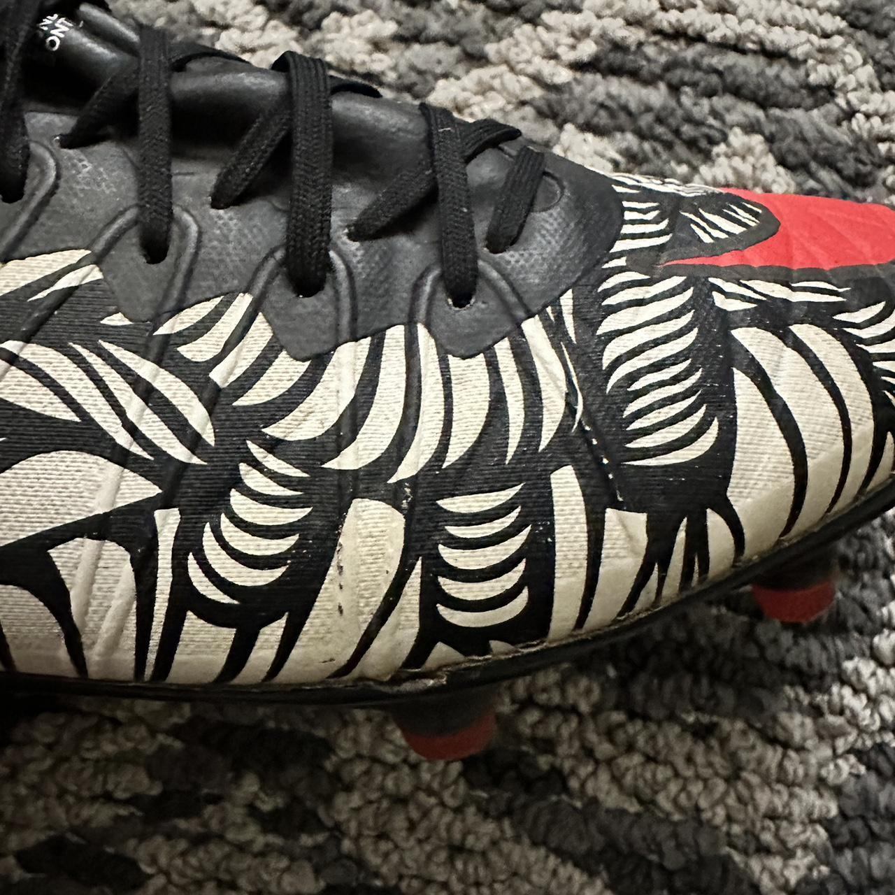 nike hypervenom phinish 2 neymar