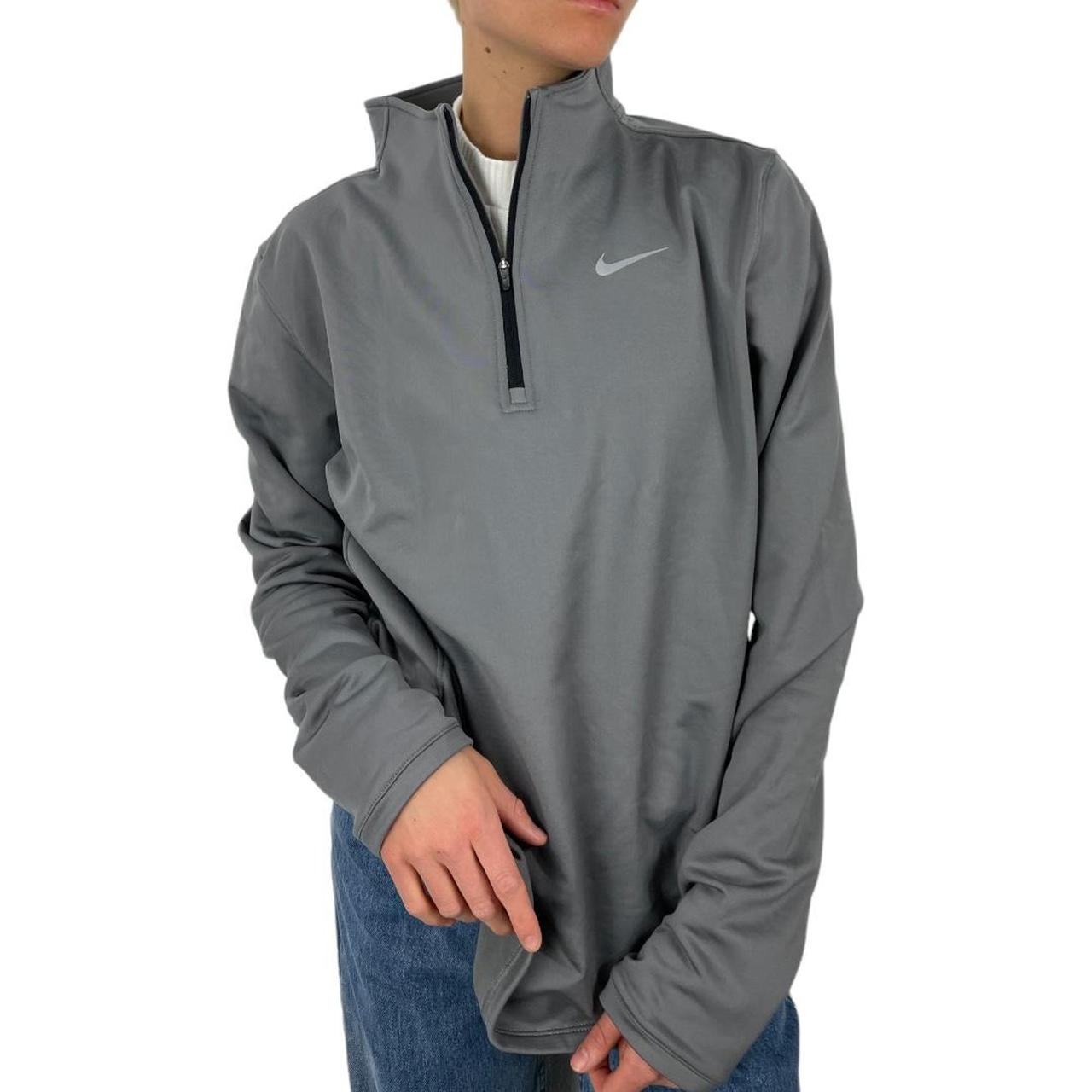 mens gray nike shirt