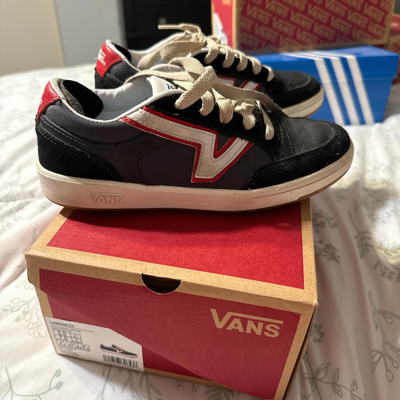 item listed by janet_1011