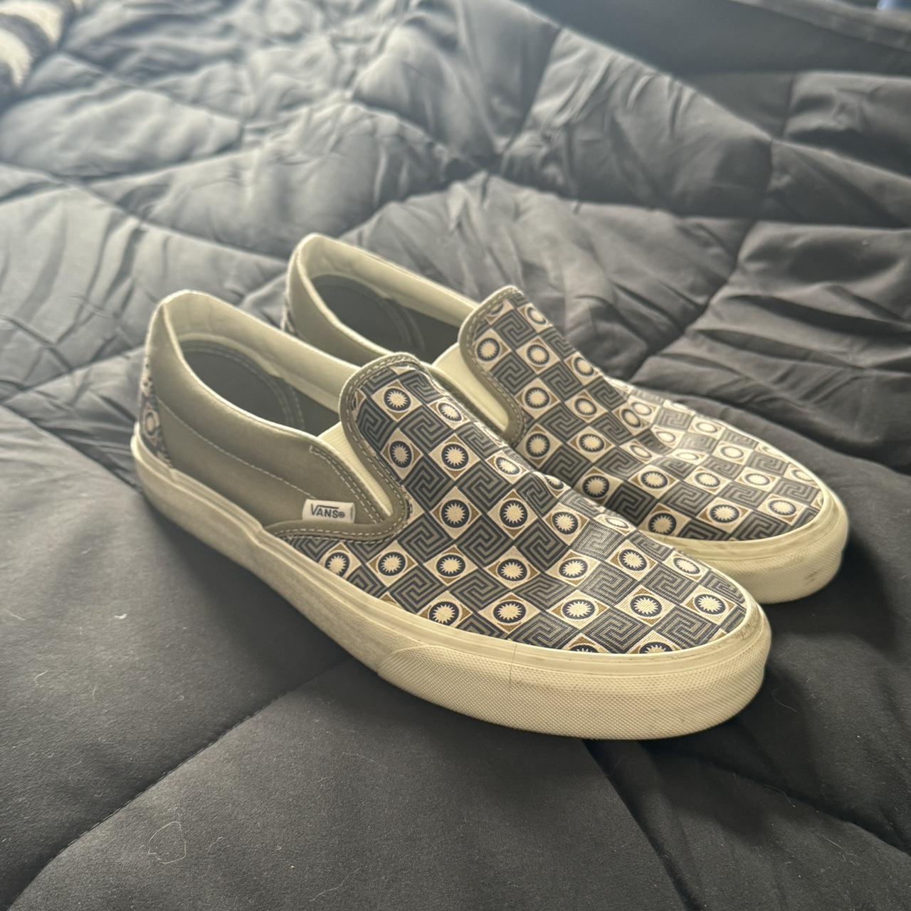 Slip on store vans cool designs