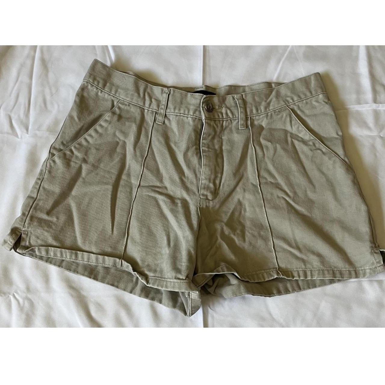 Xhilaration khaki shorts So cute and love the front... - Depop