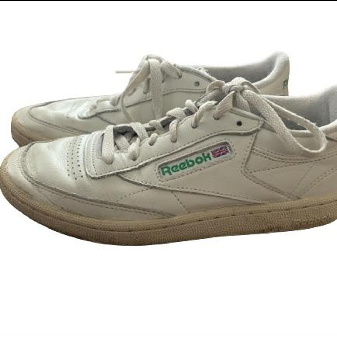 Reebok Women's Cream and Green Trainers | Depop