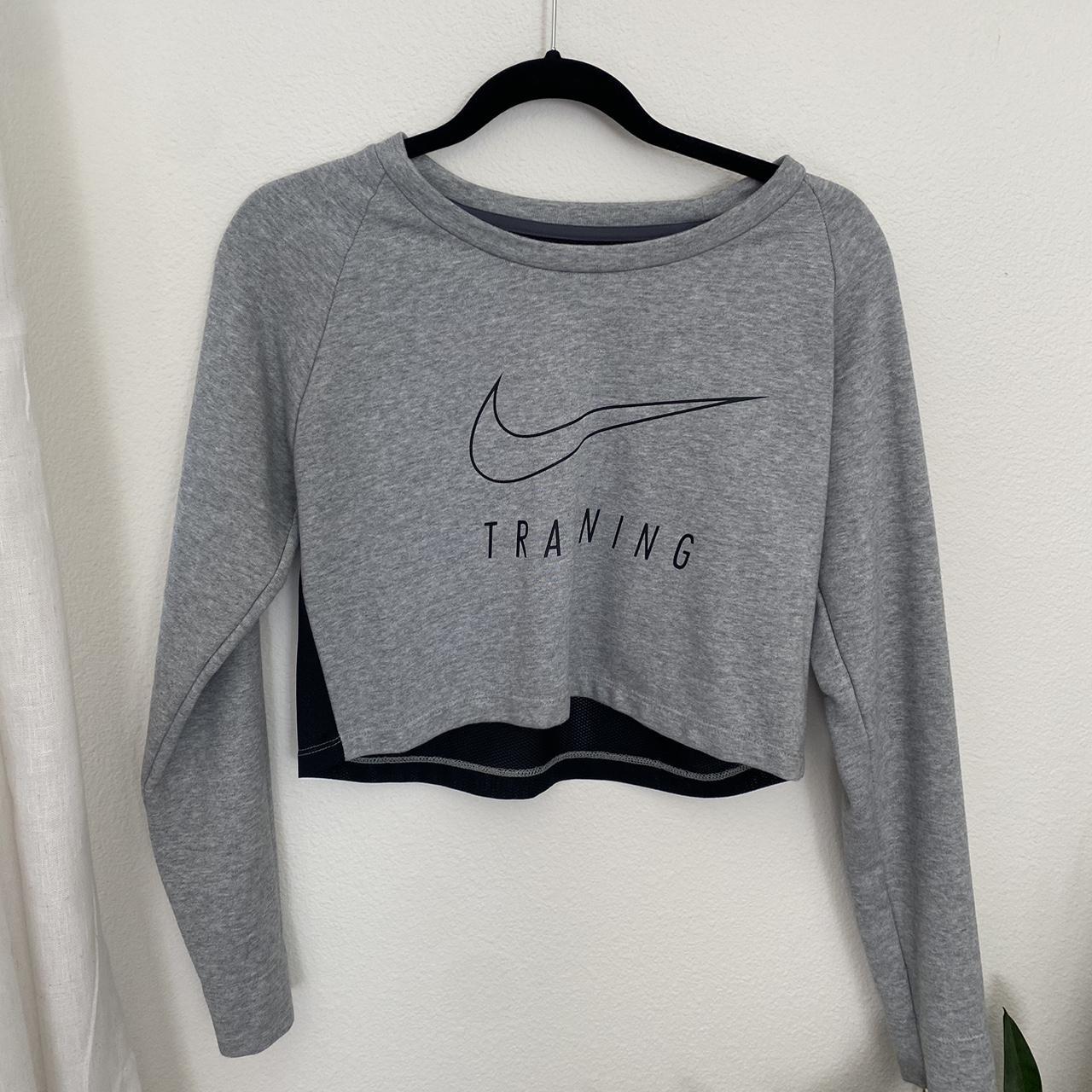 womens long sleeve black nike shirt