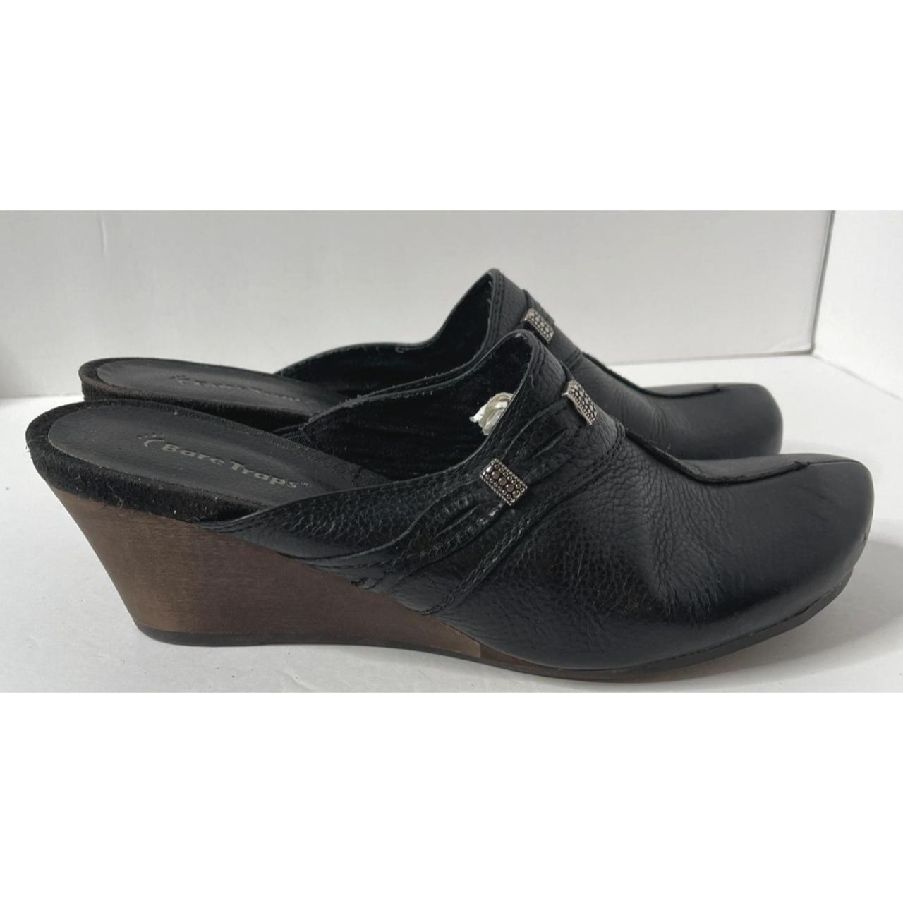 Baretraps Women's Black Clogs | Depop