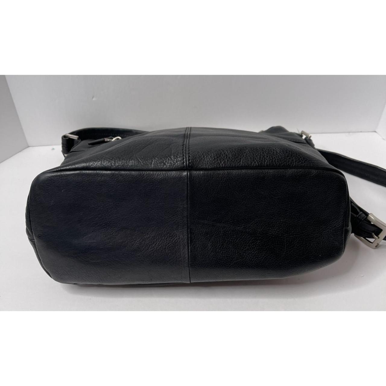 Stone Mountain Black Pebbled Leather Purse Zip Top Shoulder Bag Buckle Strap