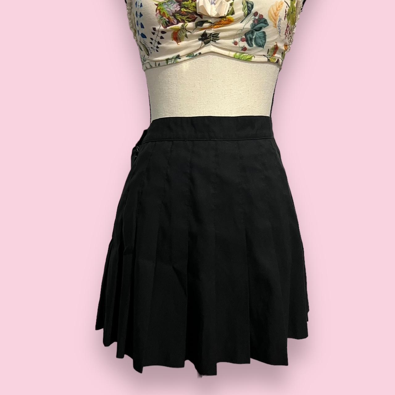 Black tennis skirt 90s best sale