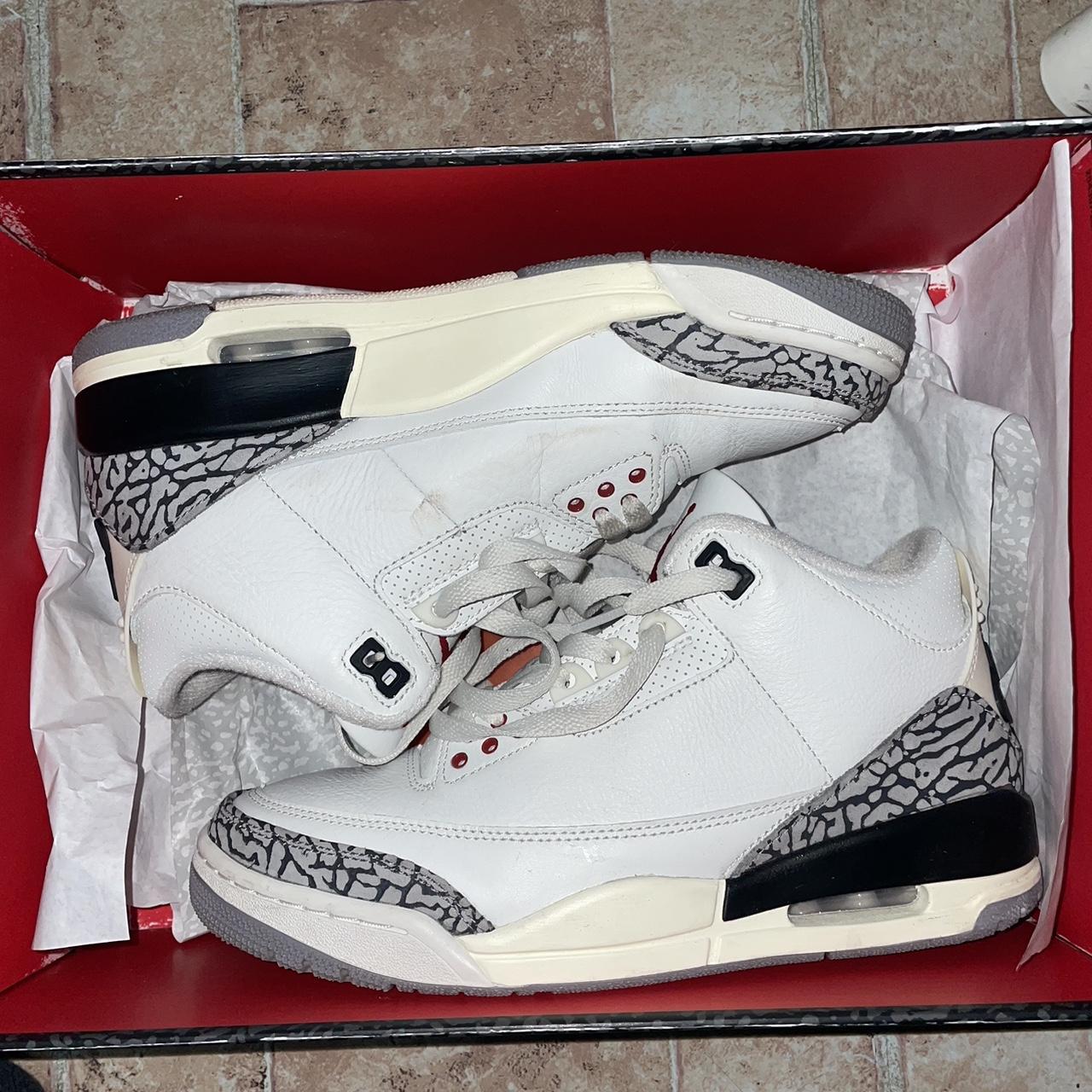 mens white jordan trainers